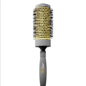 BRAND NEW DRYBAR Full Pint Round Brush